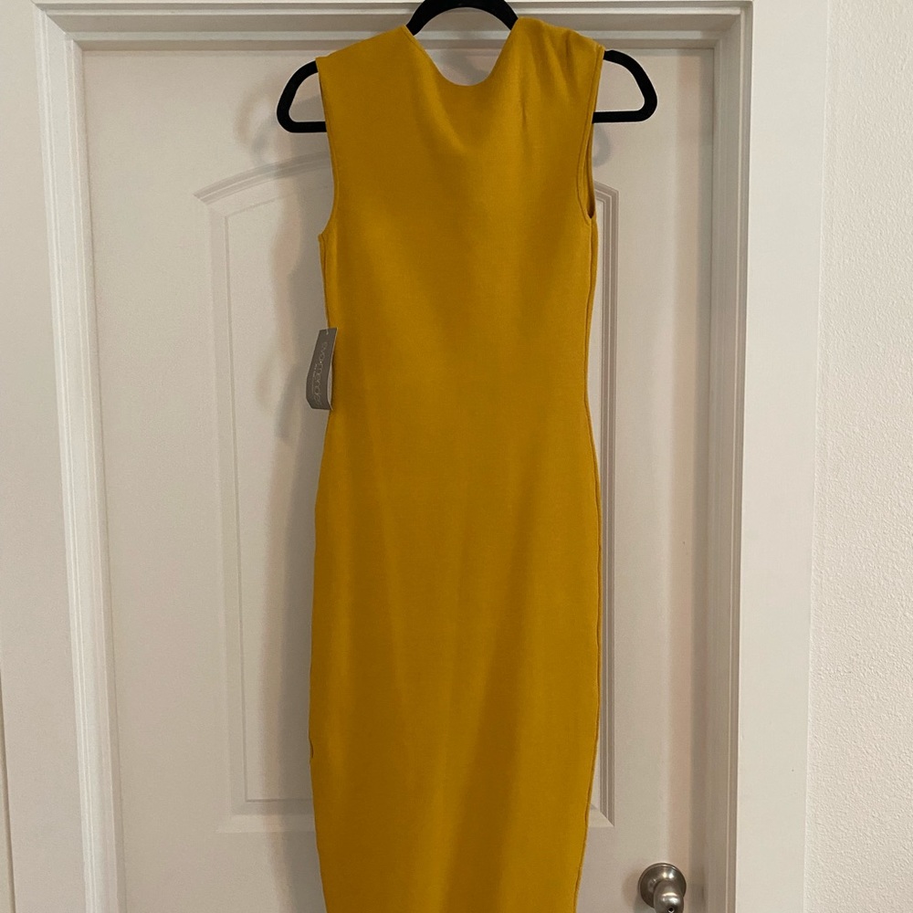 Brand new yellow dress. - Picture 2 of 4
